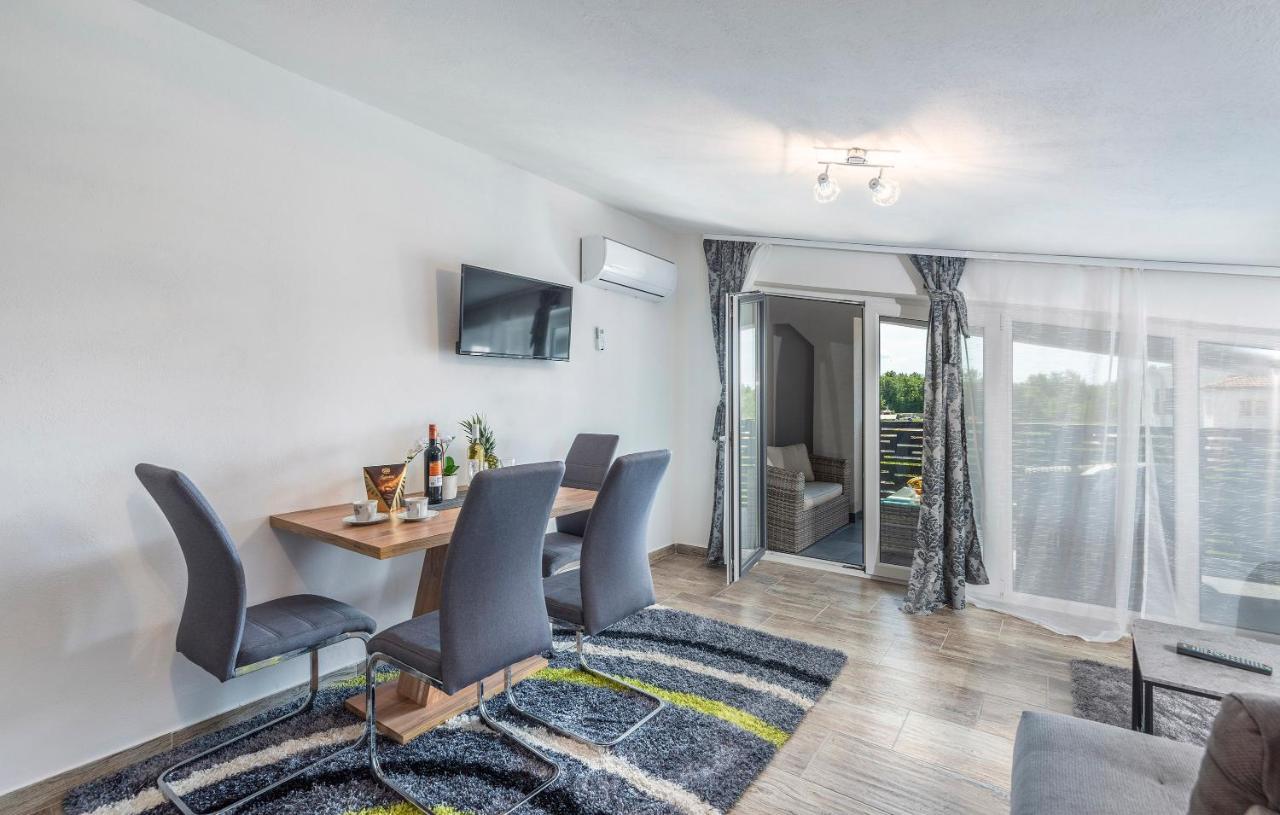 Apartmani Natalija Poreč Kamer foto